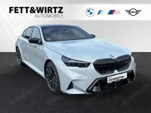 BMW M5 Limousine MDriver'sPack.|Pano|AHK|BW|DAProf.