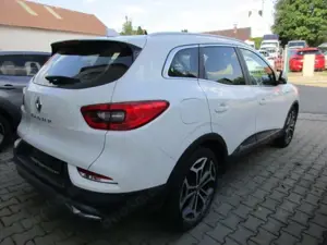 Renault Kadjar Intens dci 116 Automatik Navi Kamera El. Dach Bild 4