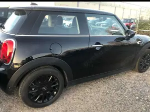 MINI One Mini OneBlackyard Bild 2