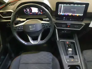 SEAT Leon Sportstourer 1.4 e-Hybrid DSG FR Bild 3