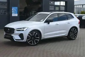 Volvo XC60 B4D AWD Ultimate Dark*LUFT*HUD*BW*AHK*360°