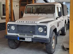 Land Rover Defender 130