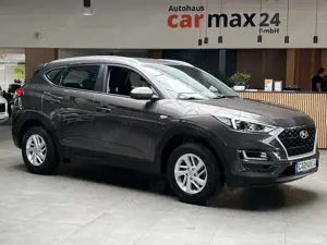 Hyundai TUCSON Select 2WD Kamera Navi CarPlay/Andriod SH