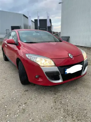 Renault Megane TCe 130 Coupe Dynamique Bild 3