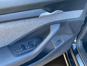 Skoda Superb Combi 2.0 TDI DSG 4x4 Selection*Navi*AHK* Bild 4