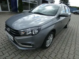 Lada Vesta SW 1,6 Luxus Automatik, Navi, PDC, Alu 16", TÜV