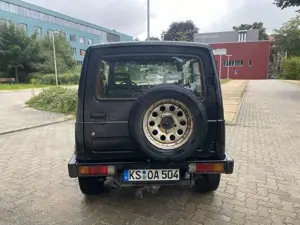 Suzuki SJ Samurai Van Bild 4