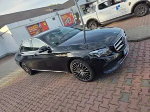 Mercedes-Benz E 220 d 9G-TRONIC Avantgarde