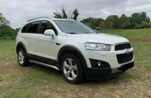 Chevrolet Captiva 2.2 Diesel 4WD / 7-Sitzer / Tempomat / AHK / Navi