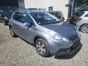 Peugeot 2008 Allure Automatik Bild 1