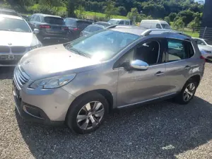 Peugeot 2008 Allure Automatik Bild 4