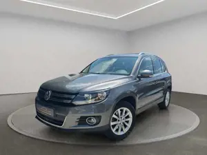 Volkswagen Tiguan Sport  Style BMT*Facelift*Navi*SHZ*AHK*