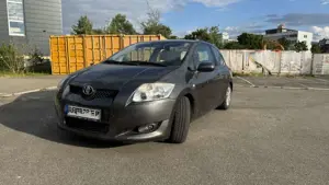 Toyota Auris 1.6 VVT-i - 8-fach bereift - Preis VHB klima i.O.