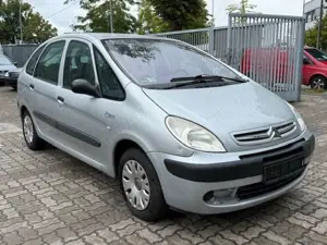 Citroen Xsara Picasso 1.8 16V Parksensor Klima checkheft