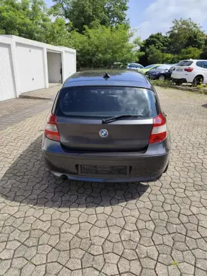 BMW 120 120i Aut. Bild 3