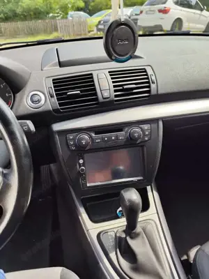 BMW 120 120i Aut. Bild 5