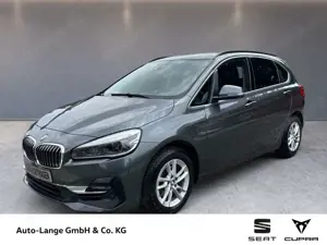BMW 218 i 1.5 TSi 140 PS Luxury Line PANO LED