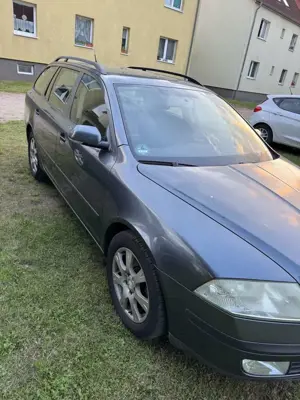 Skoda Octavia Ambiente Bild 2