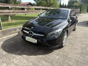 Mercedes-Benz CLA 220 Shooting Brake (CDI) d 7G-DCT Bild 4