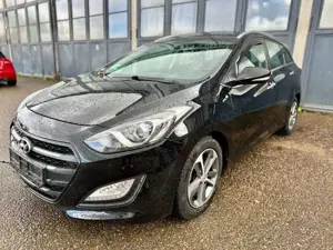 Hyundai i30 blue Style*Navi*AHK*Keyless-GO*Euro6*