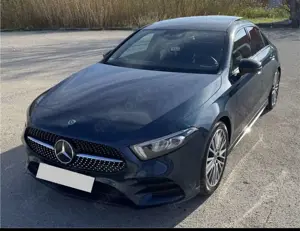 Mercedes-Benz A 250 7G-DCT AMG Line