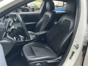 Mercedes-Benz A 180 A180 Limo Edition Progresive NAVI CAM CarP Bild 2