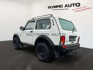 Lada Niva Lada Niva Bronto 4X4 SITZHEIZUNG KLIMA AHK Bild 4
