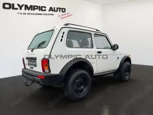 Lada Niva Lada Niva Bronto 4X4 SITZHEIZUNG KLIMA AHK Bild 3