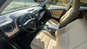 Toyota RAV 4 RAV4 2.0 Valvematic Executive 4x4 Bild 5