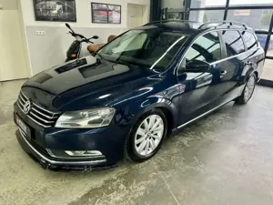 Volkswagen Passat Variant 2.0 TSI+STHZ+AHK+Massage+Pano
