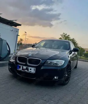 BMW 318 318i TÜV-AU NEU nur 96000 km mit neue Motor
