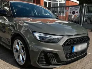 Audi A1 A1 35 TFSI Sportback S tronic S line