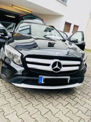 Mercedes-Benz GLA 200  Sportlich, zuverlässig,Sparsam  Panorama da