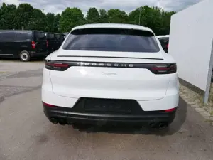Porsche Cayenne Coupé *LED*SZH*KAMERA*AHK*DAB*NAVI*PANO*HEAD-UP*22 Bild 3