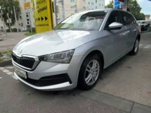 Skoda Scala 1.6TDI DSG LED/PDC/LaneAssist Bild 2