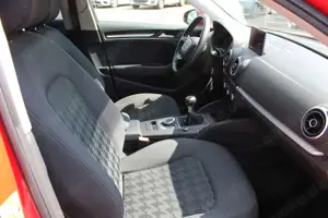 Audi A3 Sportback attraction ultra*XENON*MMI*NAVI*LED Bild 4