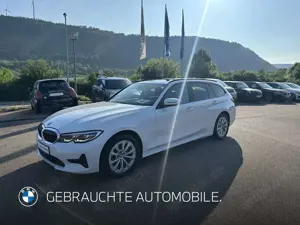 BMW 318 d A Advantage DAB LED WLAN Pano.Dach Shz PDC