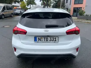 Ford Focus Focus ST 1.0 EcoBoost Start-Stopp-System ACTIVE Bild 4