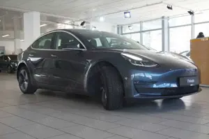 Tesla Model 3 LONGRANGE DUAL-MOTOR NAVI/KAMERA/SH/FSD Bild 4