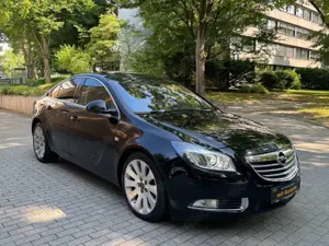 Opel Insignia A Lim. Sport 4x4/XENON/LEDER/KUPPLUNG-N Bild 4