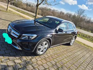 Mercedes-Benz GLA 220 d 4Matic 7G-DCT