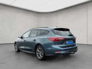 Ford Focus Turnier 1.0 EcoBoost Hybrid ST-LINE X Bild 3