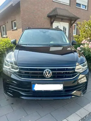 Volkswagen Tiguan Allspace 2.0 TDI SCR 4Motion DSG R-Line mit GARANTIE