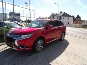 Mitsubishi Outlander PHEV Basis Spirit 4WD Allrad Automatik HU AU Neu Bild 2