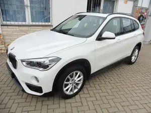 BMW X1 sDrive 18 i Advantage*LED*NAVI*Panorama*Head-up...