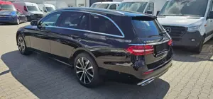 Mercedes-Benz E 300 de NAVI*KAMERA*MBUX*LED*1HAND Bild 4