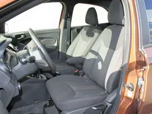 Ford Ka/Ka+ + 1.2 Ti-VCT Active Sitzheizung LM-Felgen PDC Bild 3