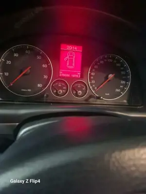 Volkswagen Touran 1.6 FSI