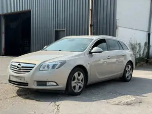 Opel Insignia A Sports Tourer Edition 2-Zonen-Klima*