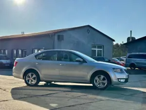 Skoda Octavia Lim.Sitzheizung Bild 5